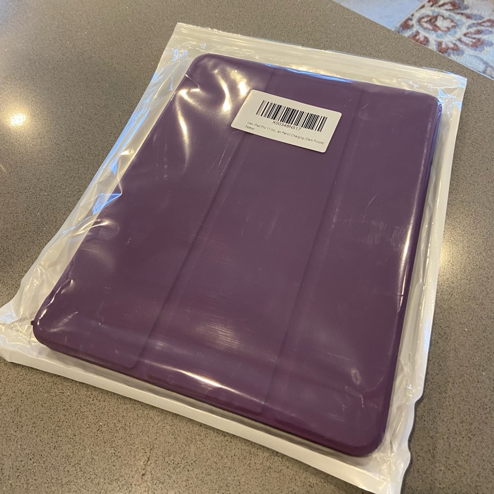 iPad Pro case - Picture 2 of 2
